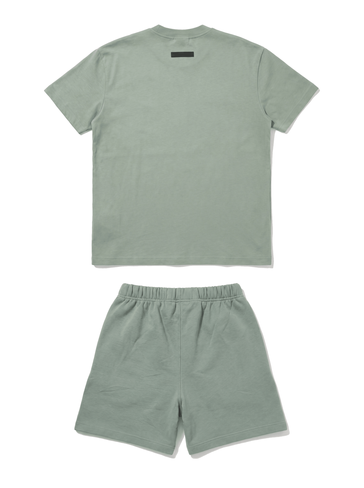 Conjunto Fear of God Essentials - Boxroom