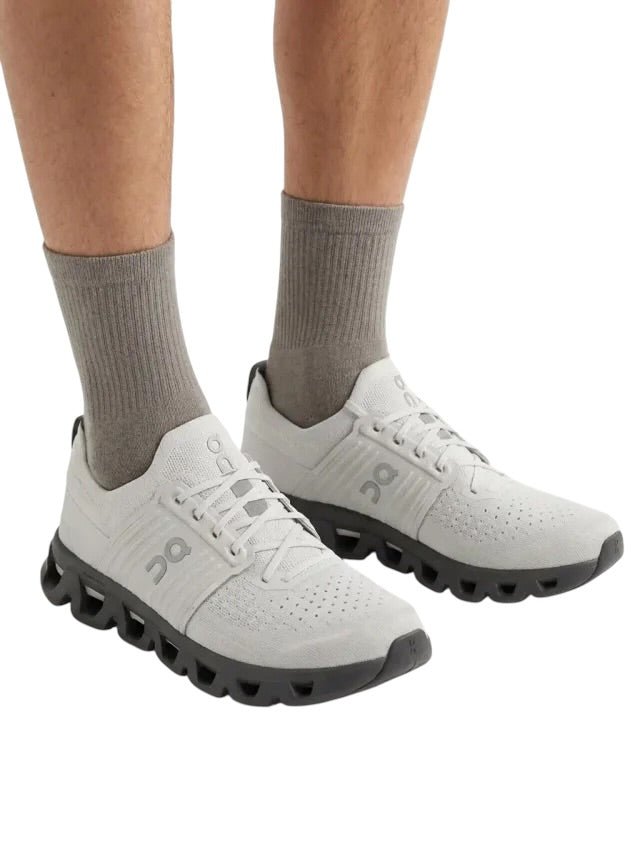 On Cloudswift 4 - Boxroom