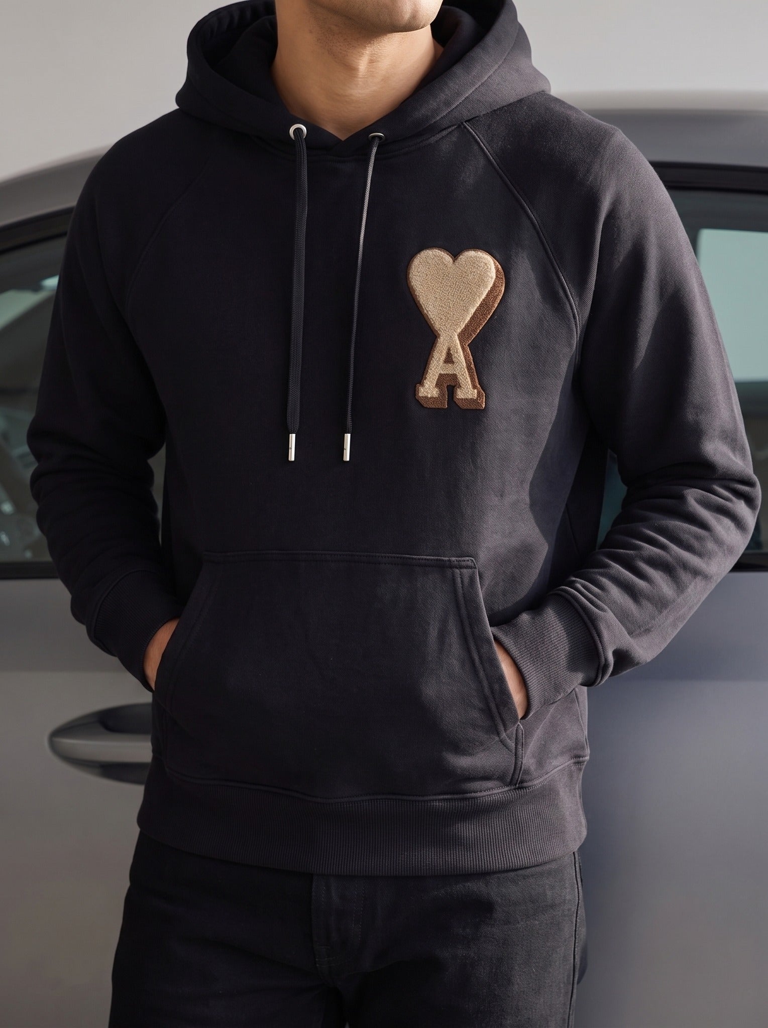 AMI Hoodie Logo Bordado - Boxroom
