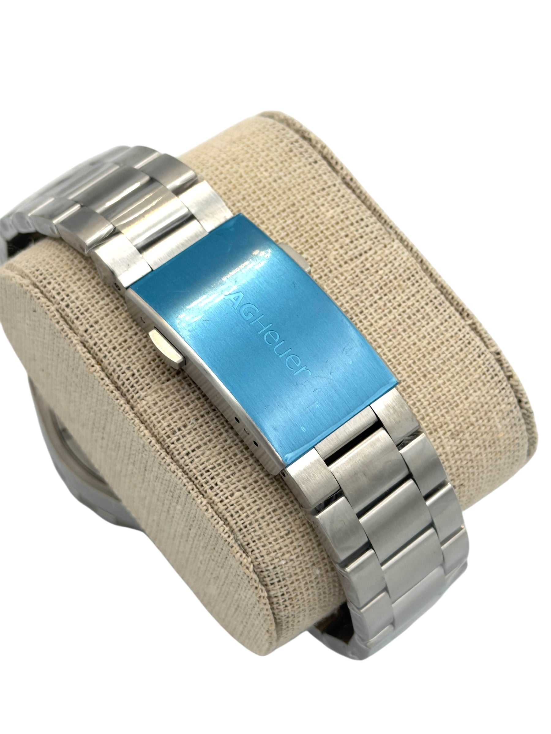 TAG HEUER FORMULA 1 SPECIAL EDITION RED BULL