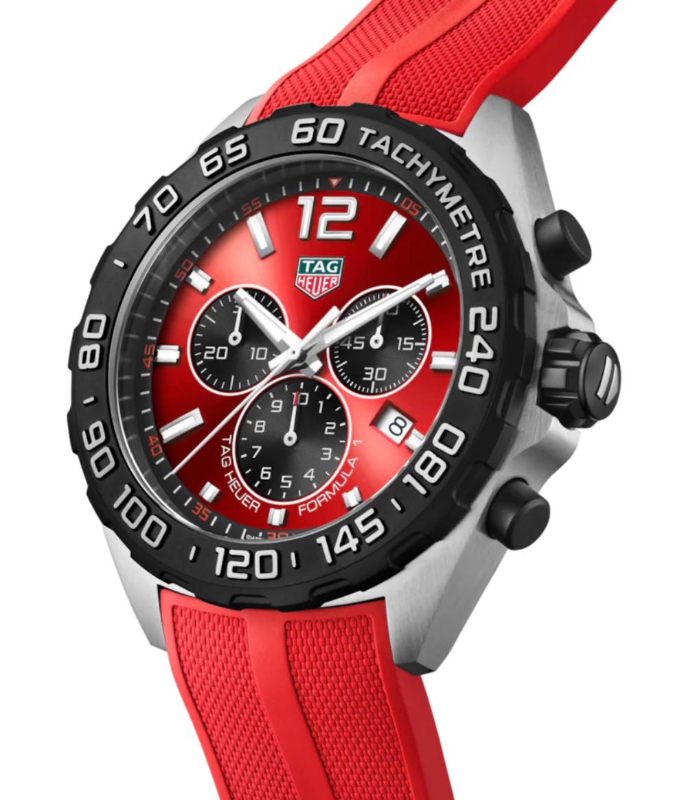 Reloj cronógrafo de acero TAG Heuer Formula 1 de cuarzo con esfera de color rojo