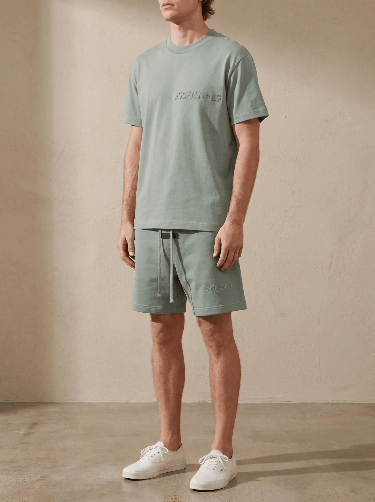 Conjunto Fear of God Essentials - Boxroom
